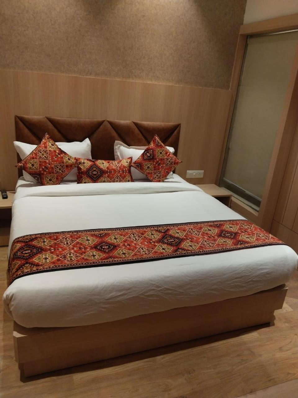 Hotel Jd Grand Amritsar Exterior photo