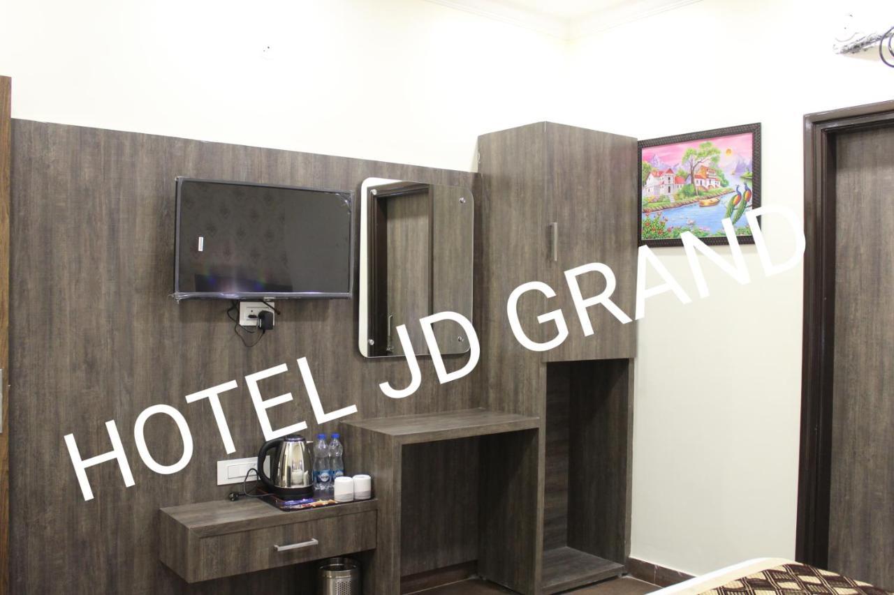 Hotel Jd Grand Amritsar Exterior photo